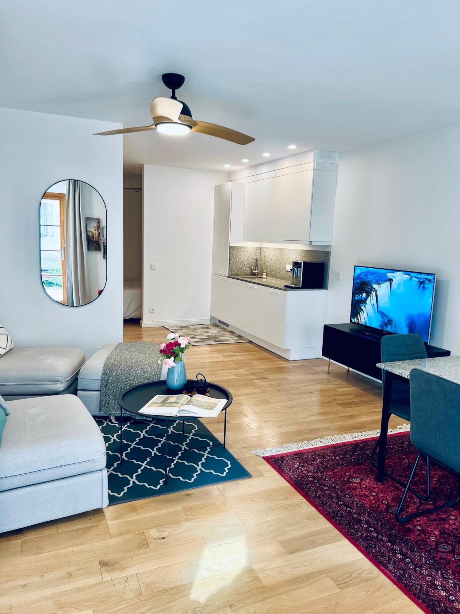 Tomy Old Town Apartament
